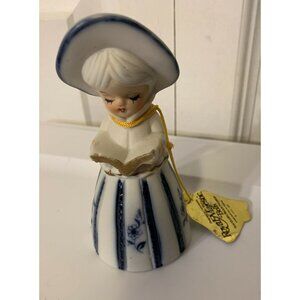Christmas Caroler Figurine Bell Bisque Porcelain Royal Majestic Jasco 1980‎
